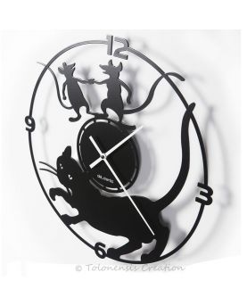 Vista di profilo dell'orologio da parete a forma di gatto Mistigri.