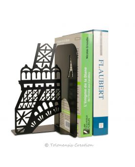 Serre-livres gauche Tour Eiffel avec des livres. Acier par découpe laser