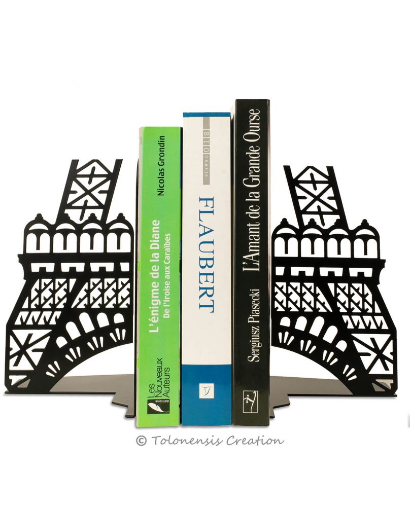 Paire de serre-livres Tour Eiffel. Hauteur 19 cm. Acier découpé laser