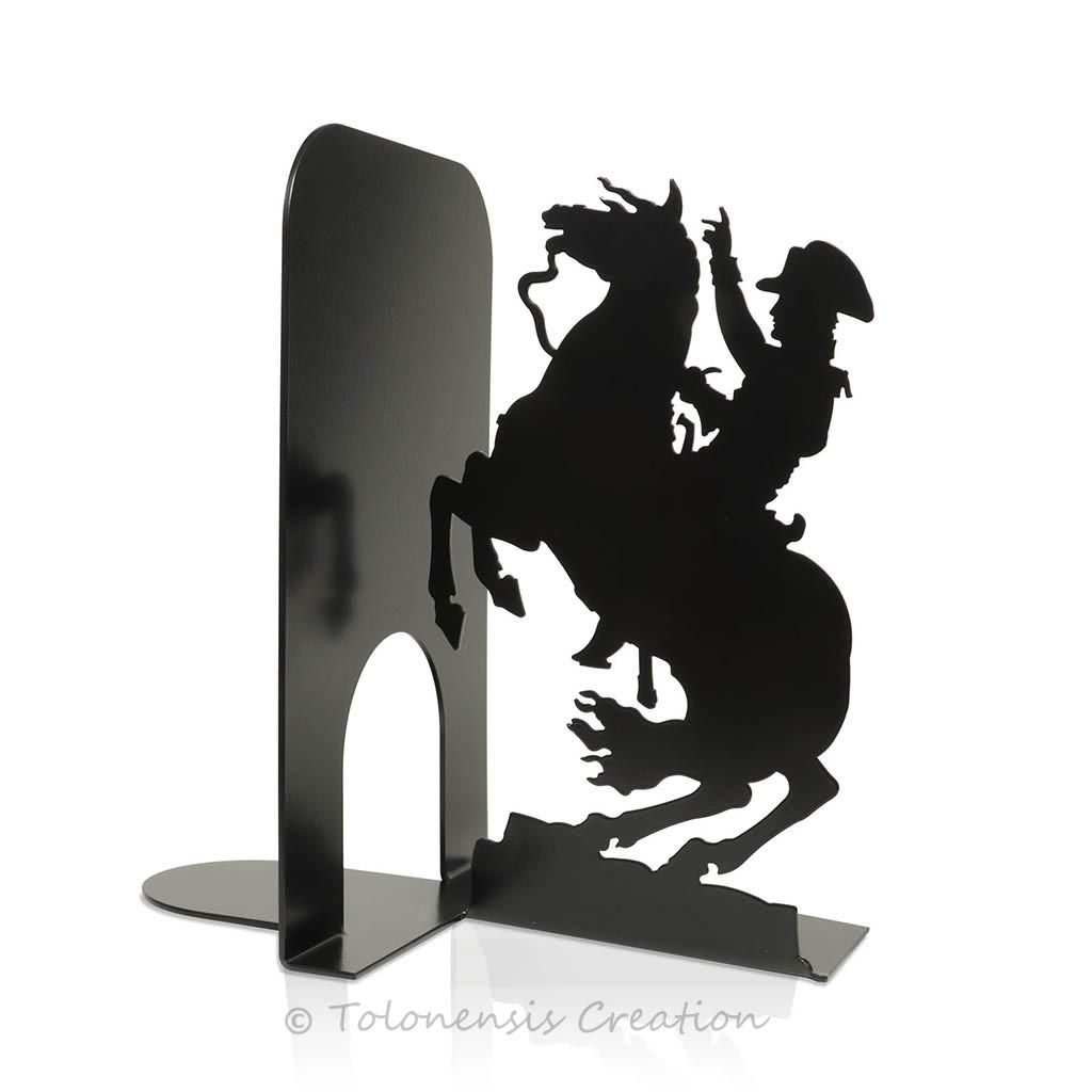 Bookend Bonaparte crossing the Alps. Metal laser cut bookend. Louvre museum. Height 19 cm