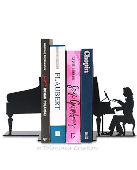 The stunning set of bookends Frédéric Chopin. Height 19 cm
